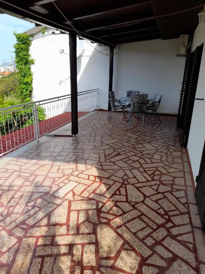 Privacy Διαμέρισμα Krmpote-Vodice Εξωτερικό φωτογραφία